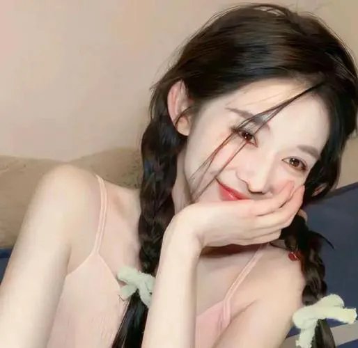 青山绿水那朵云